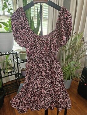 Floral Girls or Women's Dress from Charlotte Russe Size Large